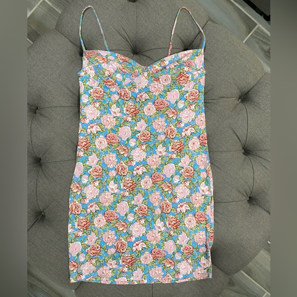 Motel Dresses & Skirts - Motel Mini Floral Dress - Size Medium - Multi-Colors